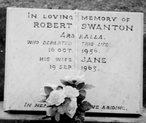 Swanton, Robert and Jane.jpg 30.3K